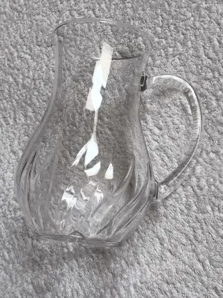 JARRA DE AGUA CRISTAL CON ASA PARA MESA COMEDOR