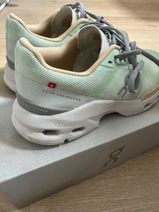 Zapatillas On Running Cloudpulse Verde Lima