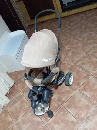 Triciclo multifunción Kikkaboo