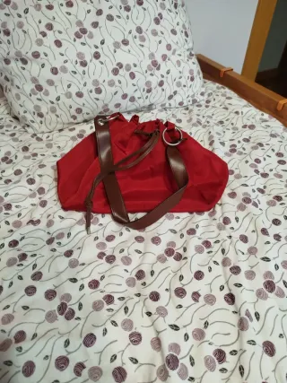 Bolso de mano rojo de lona