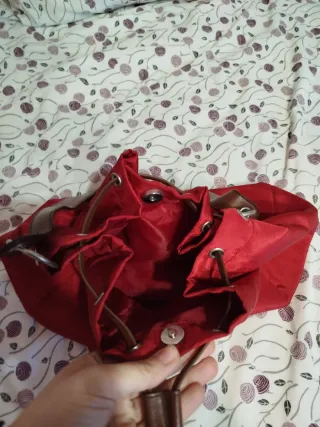 Bolso de mano rojo de lona