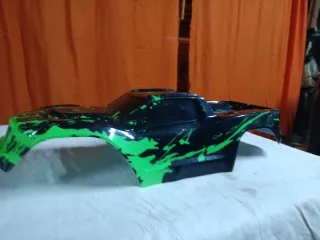 Carrocería RC Crawler Negra y Verde