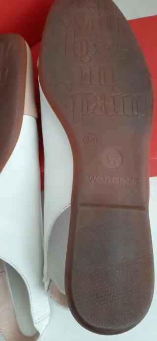 Sandalias Wonders Talla 38 Beige y Blanco