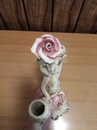 Candelabro vintage putto 3 braccia rosa