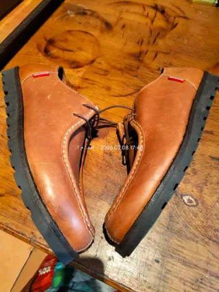 Zapatos de hombre de cuero marrón