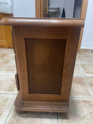 Mesita de noche de roble macizo