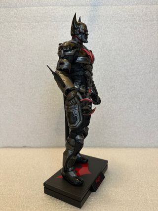 Figura Hot Toys 1/6 Batman Beyond Arkham Knight