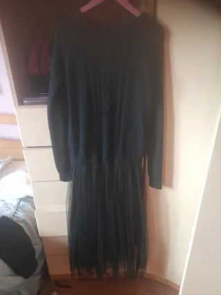 Vestido negro Stradivarius Talla M