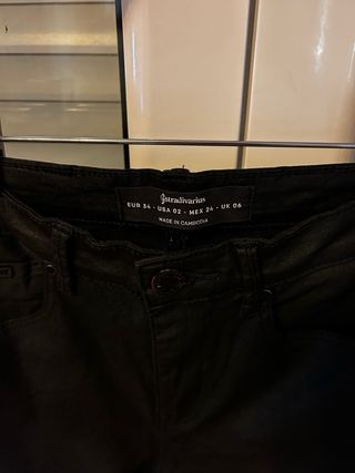 Pantalón Stradivarius Negro Talla XS