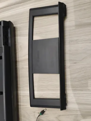 Piano Yamaha Piaggero NP-11