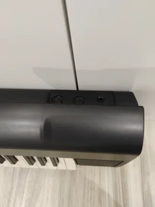 Piano Yamaha Piaggero NP-11