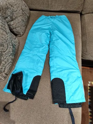 Pantalón de nieve Crivit niña 134/140.