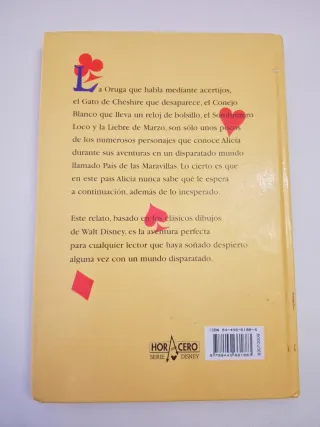 Alicia En El Pais de Las Maravillas (Spanish Ed...