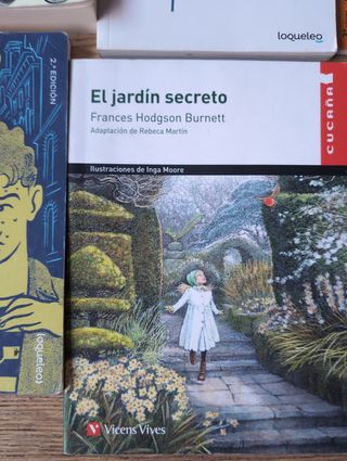 Libros ESO en catalan y castellano.  5 euros cada