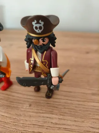 Playmobil Piratas con Espadas