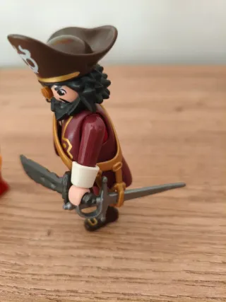 Playmobil Piratas con Espadas