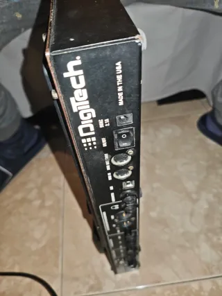 Pedalera Digitech GNX3000