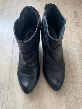 Botines Patricia Miller Talla 38 Negros