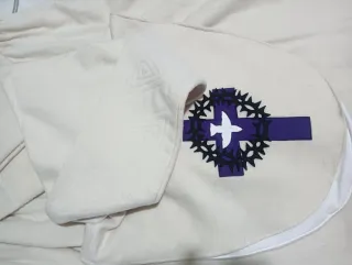 Túnica Semana Santa completa.