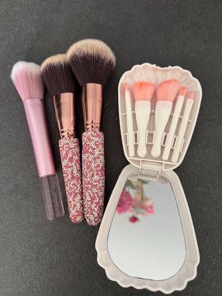 Set Pennelli Trucco Viaggio e Casa