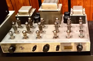 Amplificador Bill Beard BB100