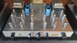 Amplificador Bill Beard BB100