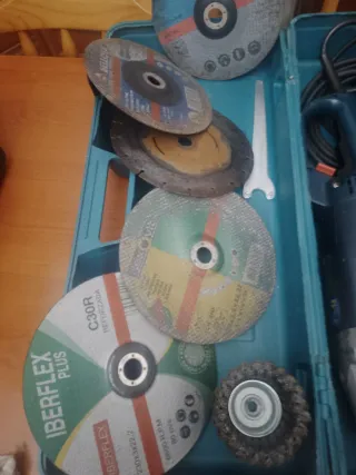 Amoladora radial Bosch Grande 2300w