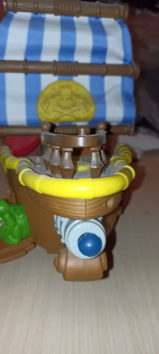 Barco de juguete Jake y los piratas