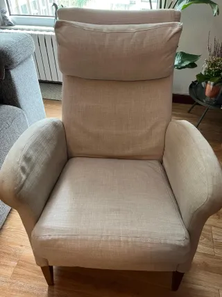 Butaca de tela beige