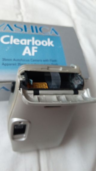 Cámara de fotos de 35mm Yashica