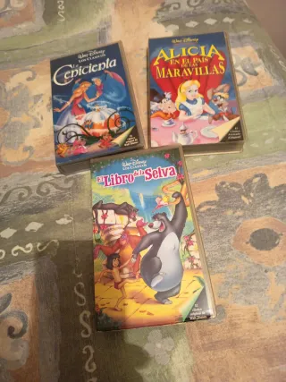 3 Películas VHS Disney Clásicos (Español)