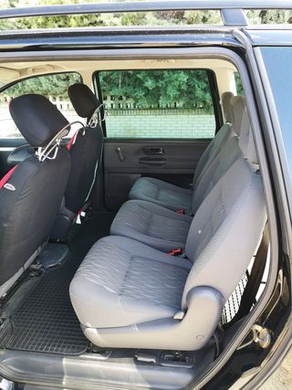 Ford Galaxy 2.3 con equipo de gas (GLP)