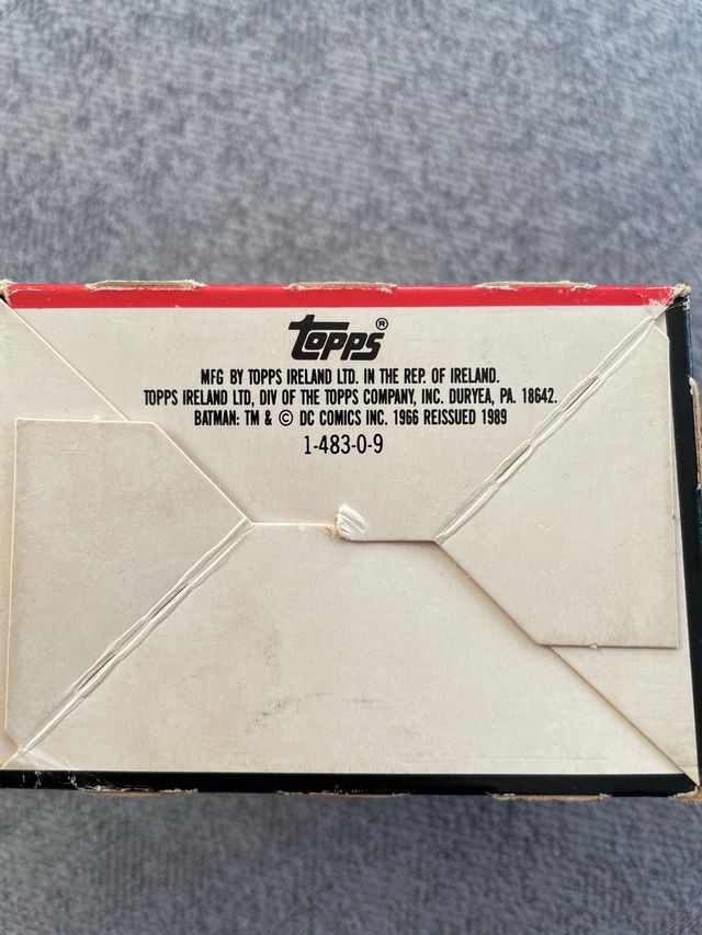Caja cromos Topps Batman Deluxe Reissue Edition
