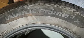 Neumáticos de coche 100 euros los 2 neumáticos 235