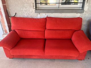 Sofá 2 plazas rojo