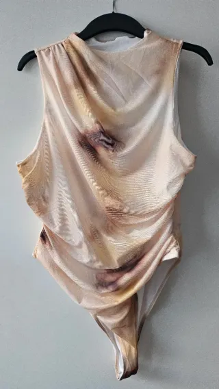 Body SHEIN BAE estampado drapeado