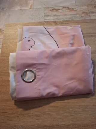 Cortinas de tela con unicornio rosa