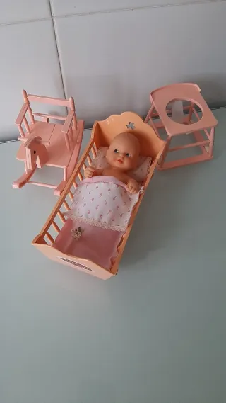 Barriguitas cuna, mecedora y trona