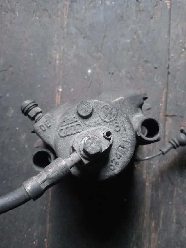 Pinza Freno VW Touran delantera derecha