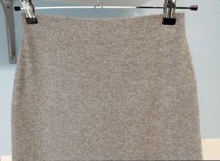 Falda tubo larga Stradivarius S