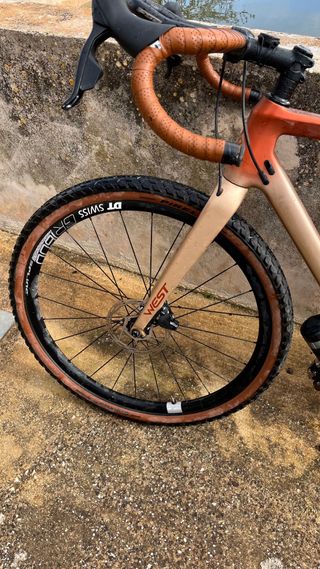 Bicicleta Gravel Megamo West + ruedas extra