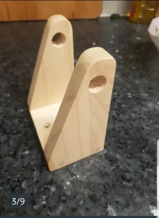 Soporte de madera para rollo
