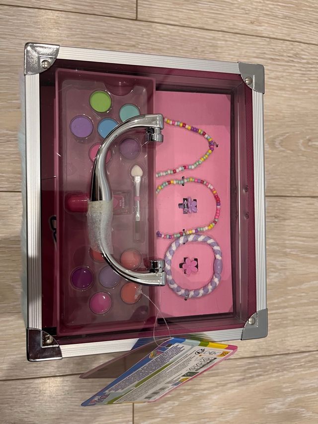 Estuche de Belleza Infantil Rosa y Plateado