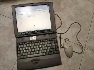 Toshiba Satellite 335CDS Computer Portatile
