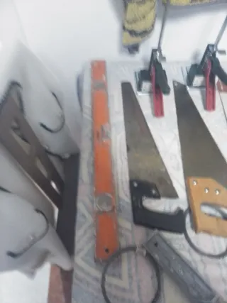 Herramientas de construcción varias