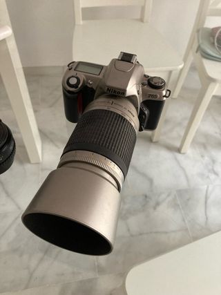 Cámara Analógica Nikon F65 Plata/Negra