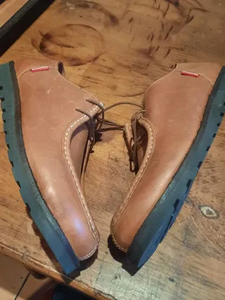 Zapatos de hombre marrones