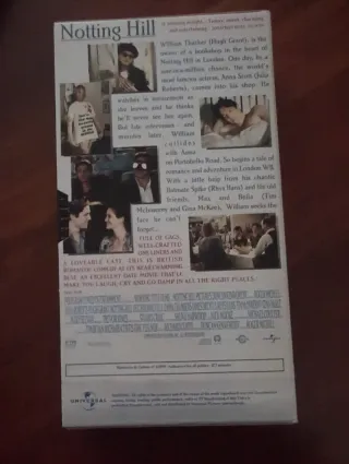 VHS en ingles : Tierras de Penumbra + Notting Hill