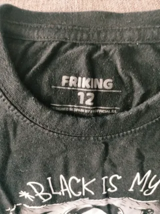 Camiseta Negra Black is My Favorite Color