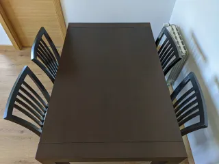 Mesa comedor de madera maciza  con 6 sillas